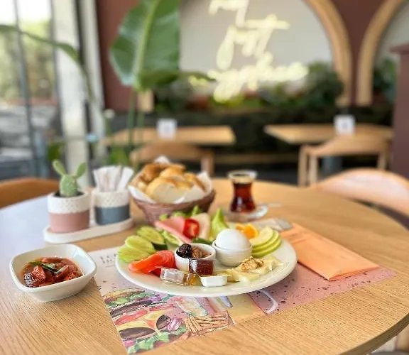 Отель Lara Smart Aparts