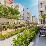 Hotel Lara Smart Aparts *