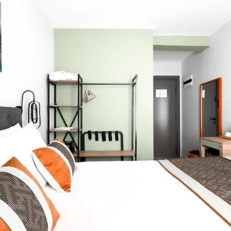 Lara Smart Aparts Hotell *