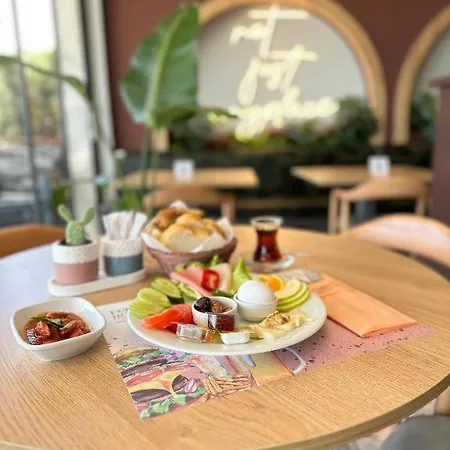 Hotel Lara Smart Aparts