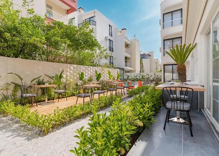 Hotel Lara Smart Aparts *